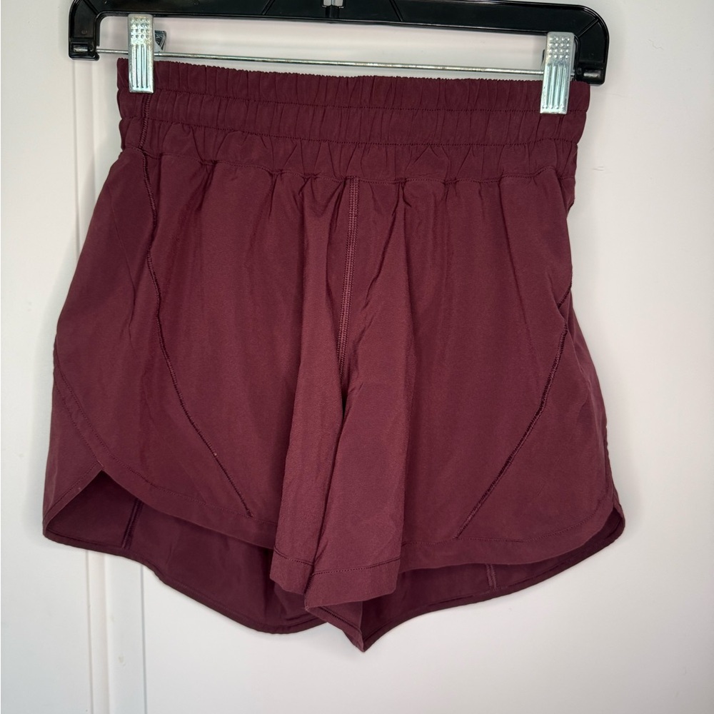 Women's lululemon track that hr short 5”Burgundy Shorts size 4